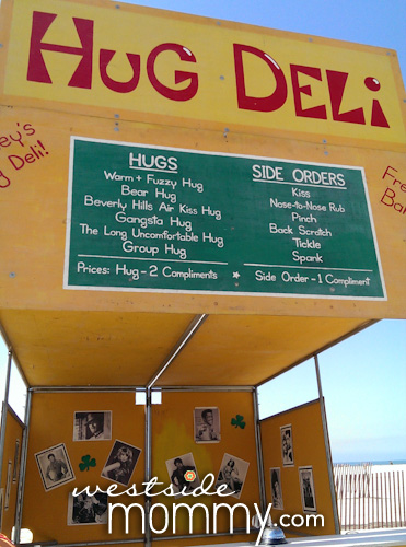 hugdeli02